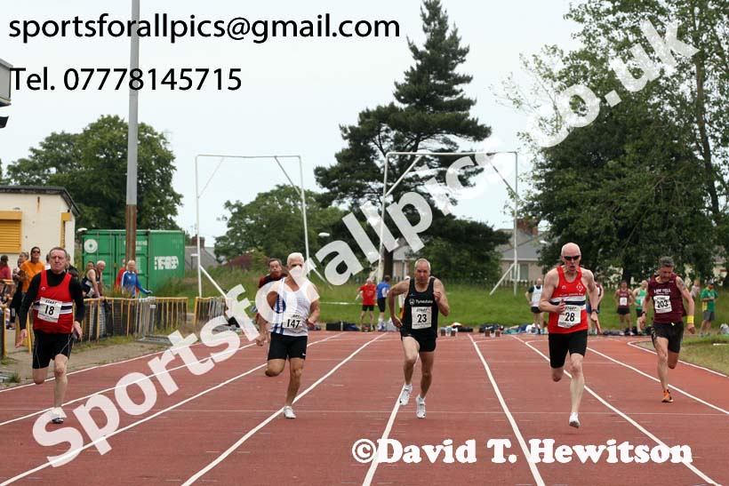 Mens 100 metres, 2019 NEMA Track and Field Champs, Monkton. Photo:  David T. Hewitson/Sports for All Pics